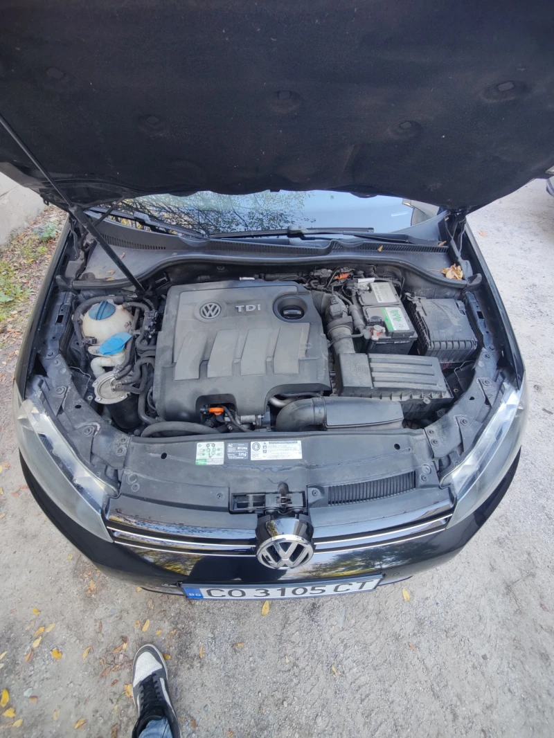 VW Golf 1.6 TDI, снимка 5 - Автомобили и джипове - 47651563