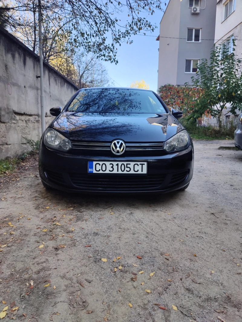 VW Golf 1.6 TDI, снимка 8 - Автомобили и джипове - 47651563