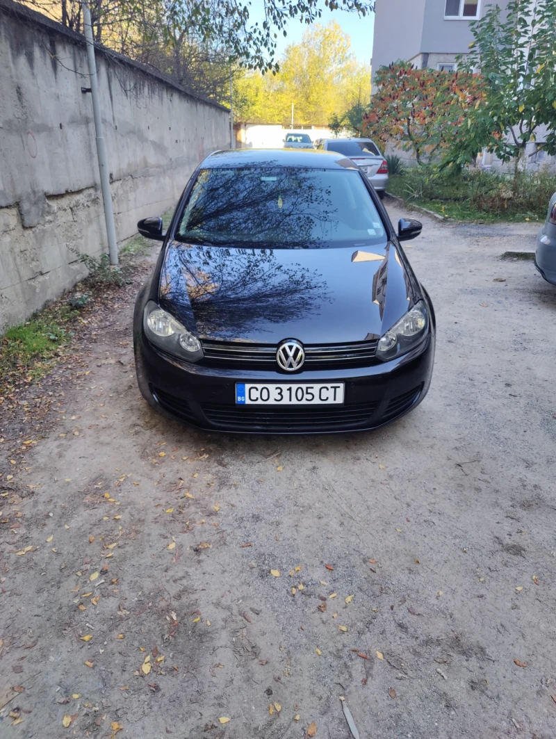 VW Golf 1.6 TDI, снимка 9 - Автомобили и джипове - 47651563