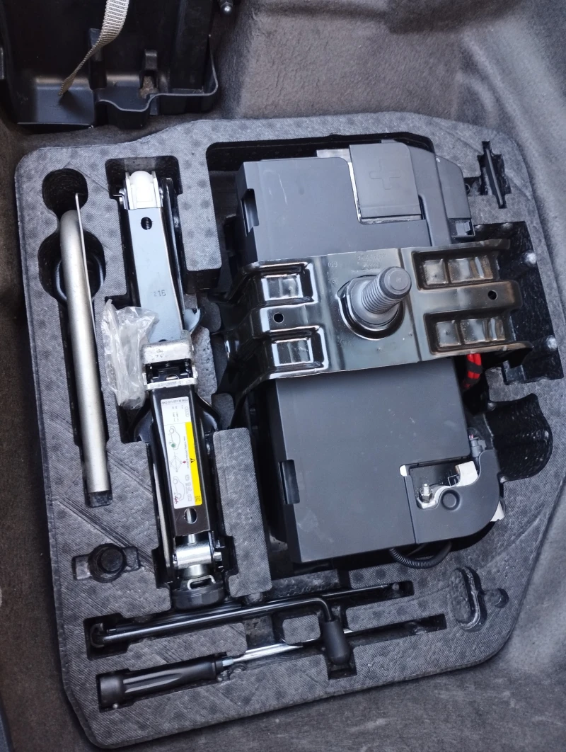 Audi A5 КРАЙНА ЦЕНА!!!, снимка 16 - Автомобили и джипове - 51413374