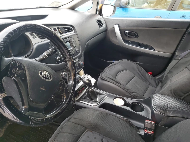 Kia Ceed, снимка 8 - Автомобили и джипове - 48692106