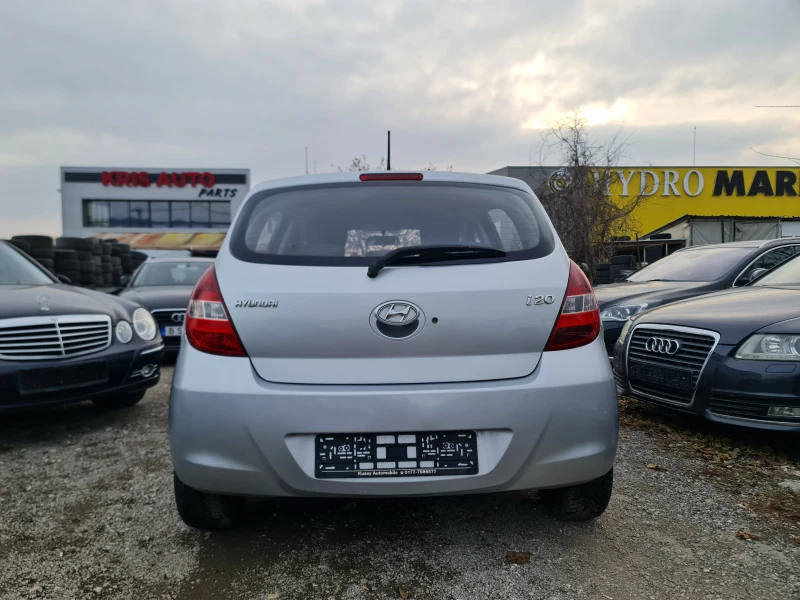 Hyundai I20 УНИКАТ, снимка 6 - Автомобили и джипове - 48695788