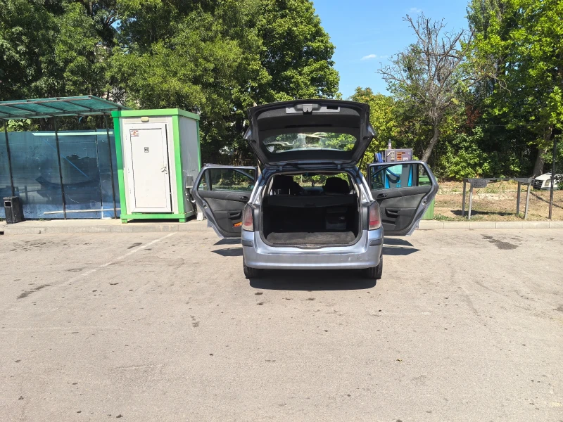 Opel Astra H, снимка 3 - Автомобили и джипове - 51658722