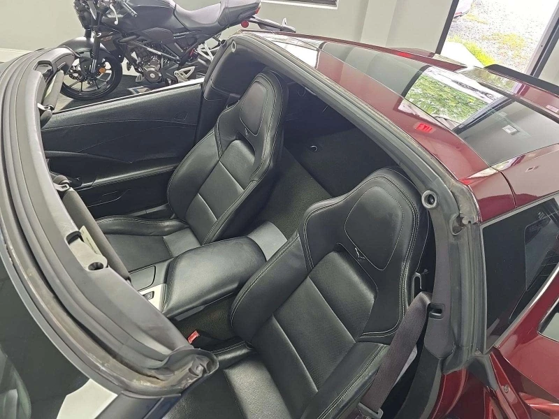 Chevrolet Corvette Stingray 2LT, снимка 10 - Автомобили и джипове - 52427676