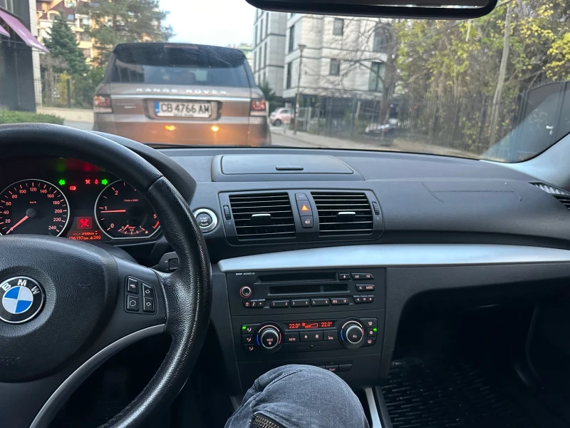 BMW 118, снимка 9 - Автомобили и джипове - 52697559