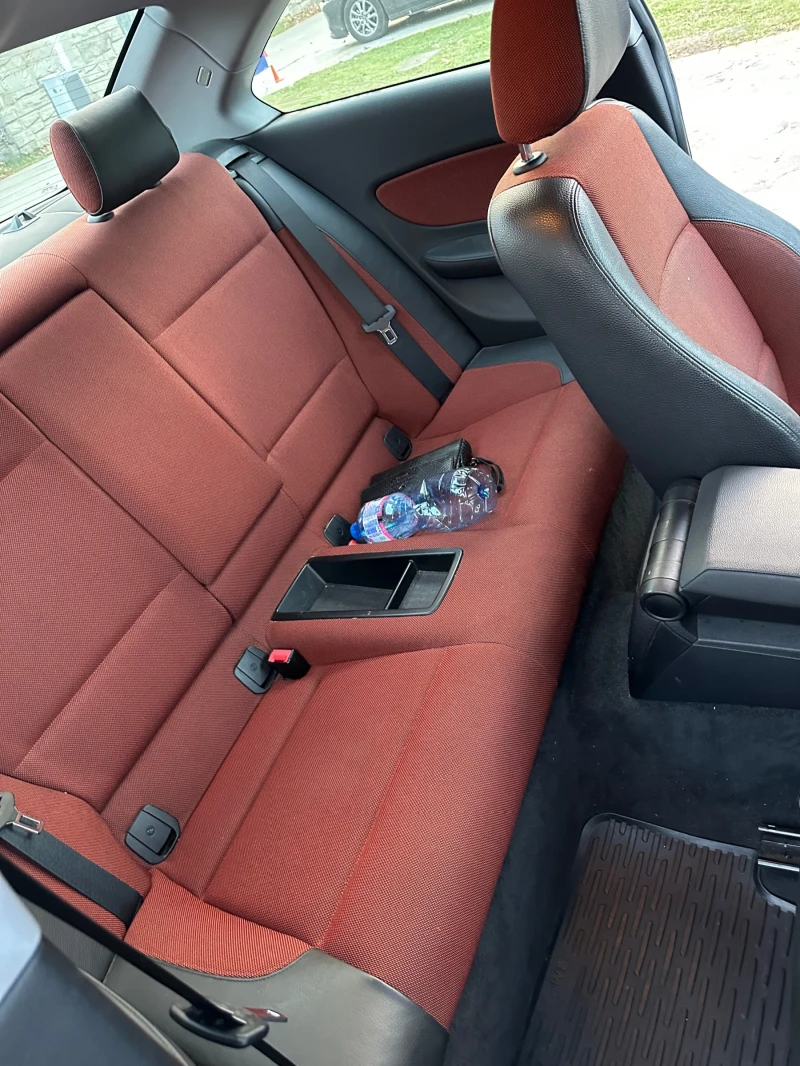 BMW 118, снимка 11 - Автомобили и джипове - 52697559