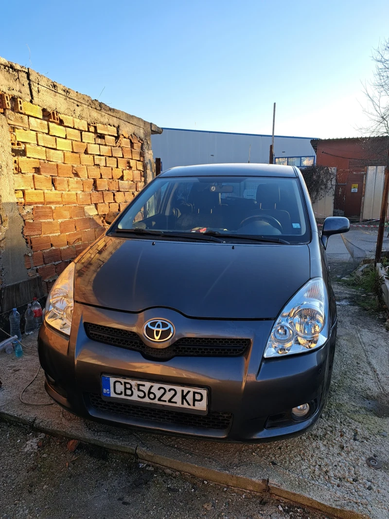 Toyota Corolla verso 2.2D4D