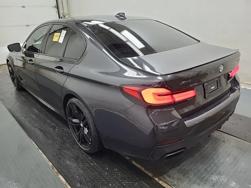 BMW 550 * M550I XDRIVE * CARFAX * БЕЗ ПЪРВОНАЧАЛНА ВНОСКА, снимка 4 - Автомобили и джипове - 52903469