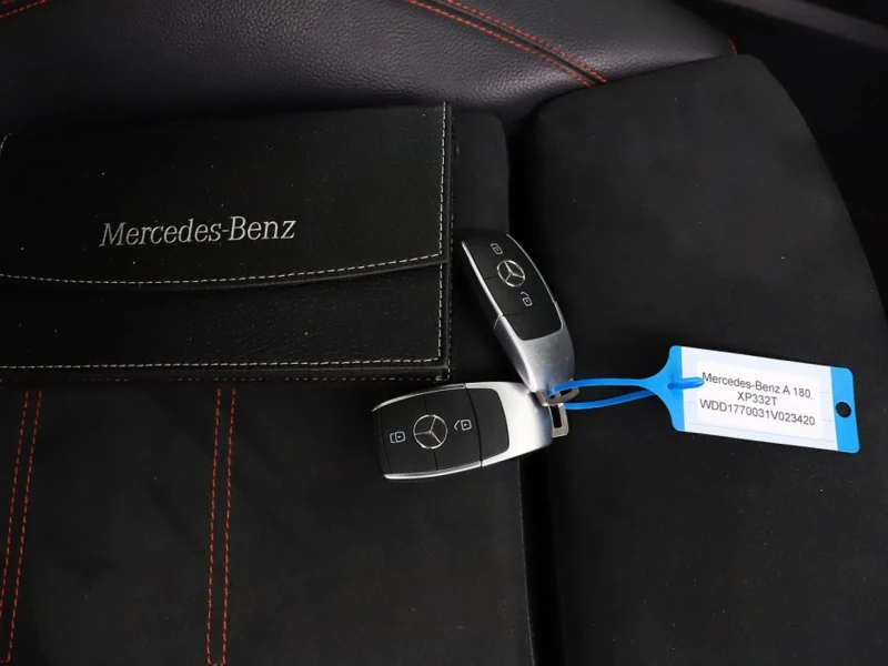 Mercedes-Benz A 180 AMG// Panorama, снимка 13 - Автомобили и джипове - 52930542