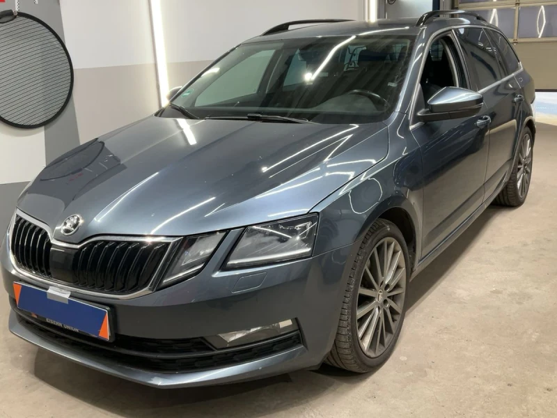 Skoda Octavia 1.8 TSI Style, снимка 4 - Автомобили и джипове - 53596417