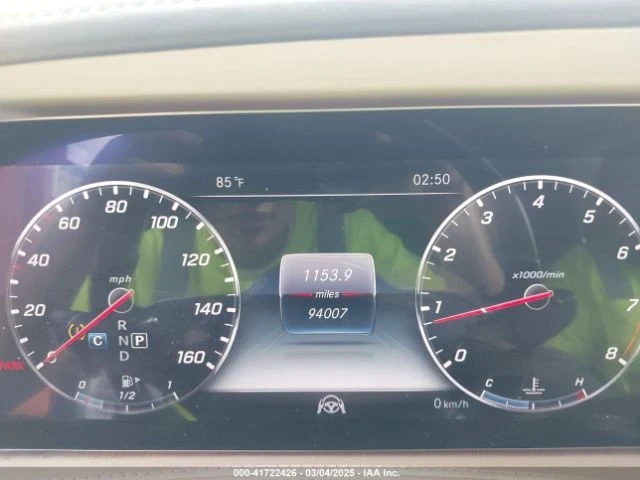Mercedes-Benz S 560  - изображение 4
