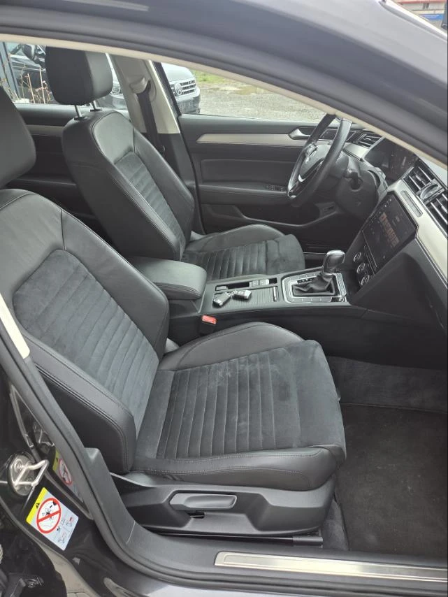 VW Passat ELEGANCE 4MOTION, снимка 15 - Автомобили и джипове - 54007039