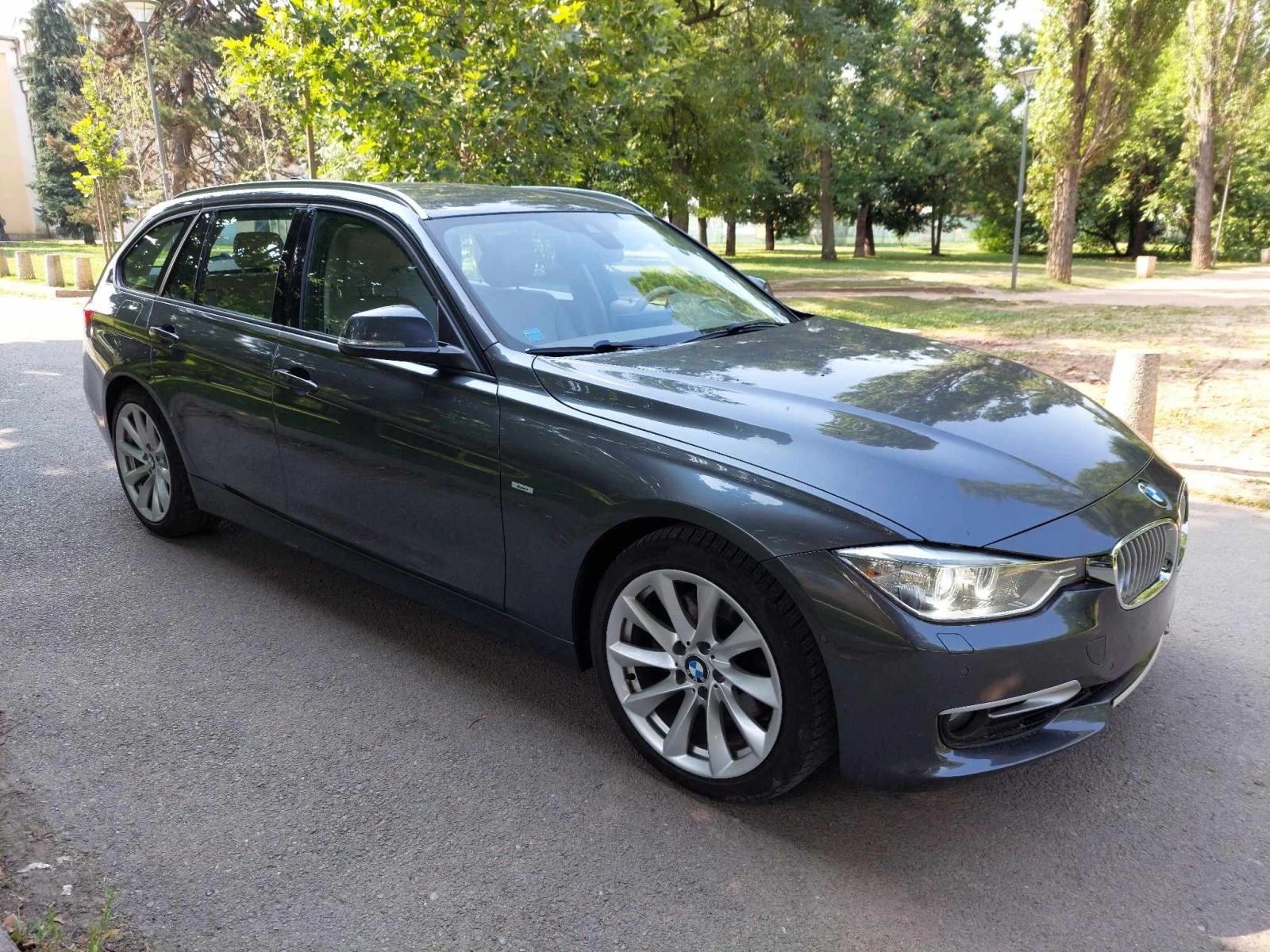 BMW 330 d 258ps MODERN, снимка 1