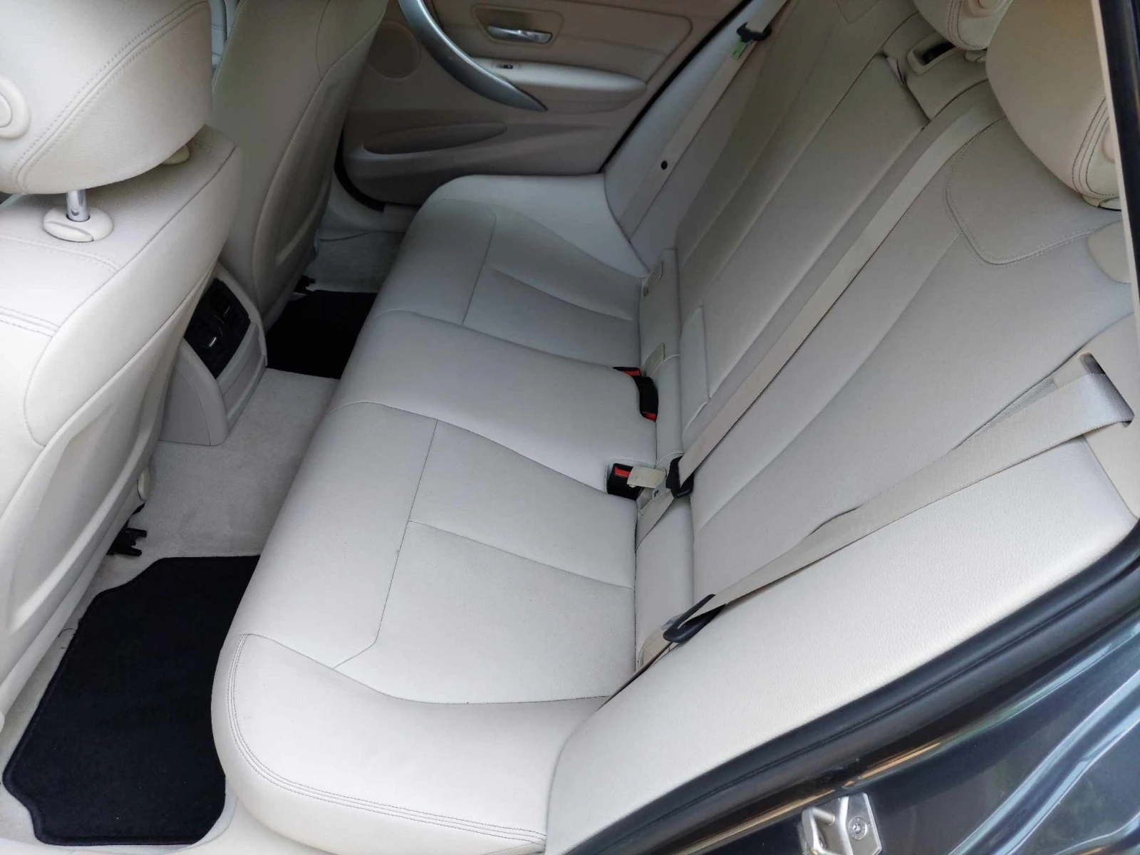 BMW 330 d 258ps MODERN | Mobile.bg   12