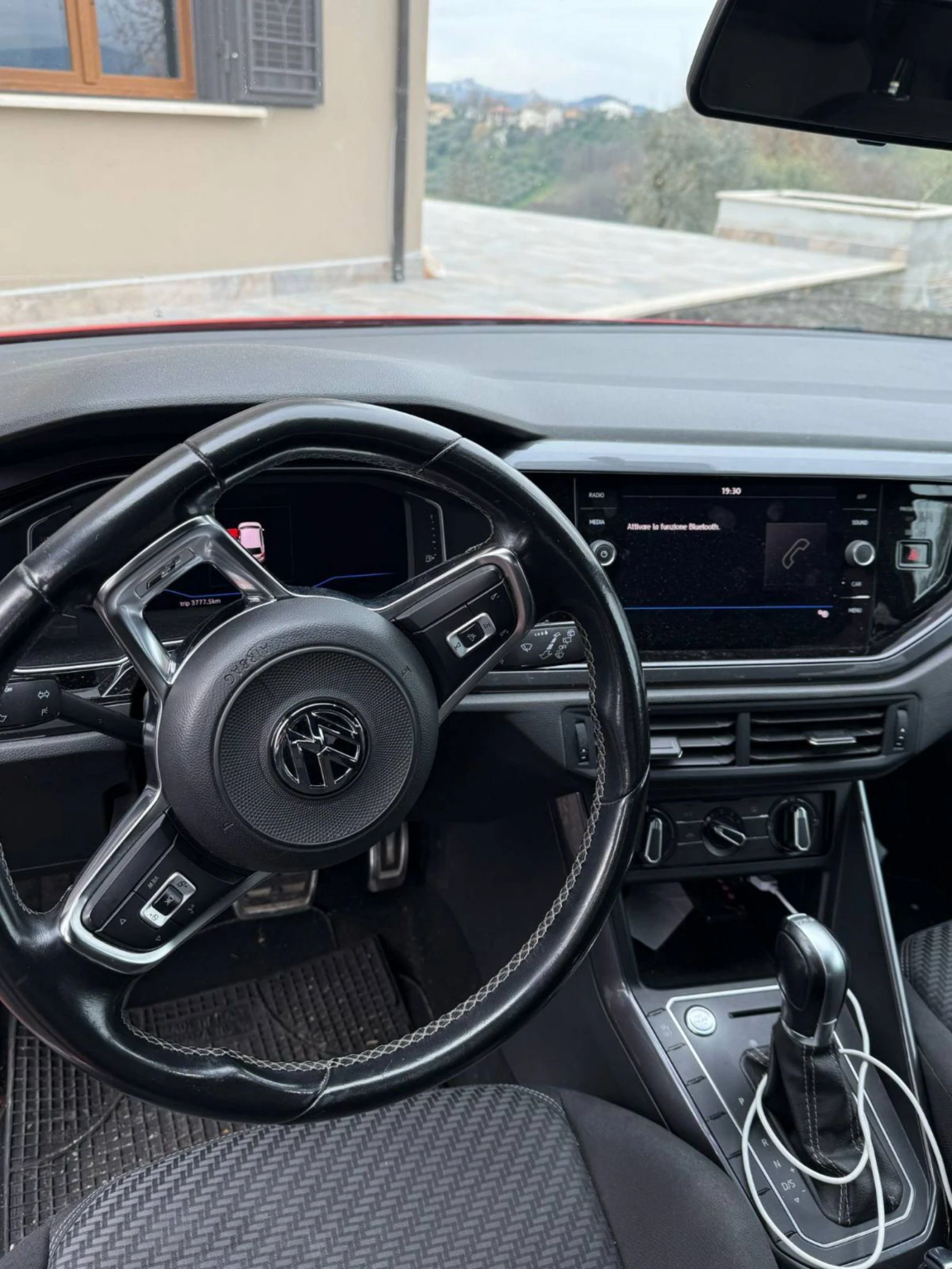 VW Polo 1.6TDI R-LINE - изображение 9
