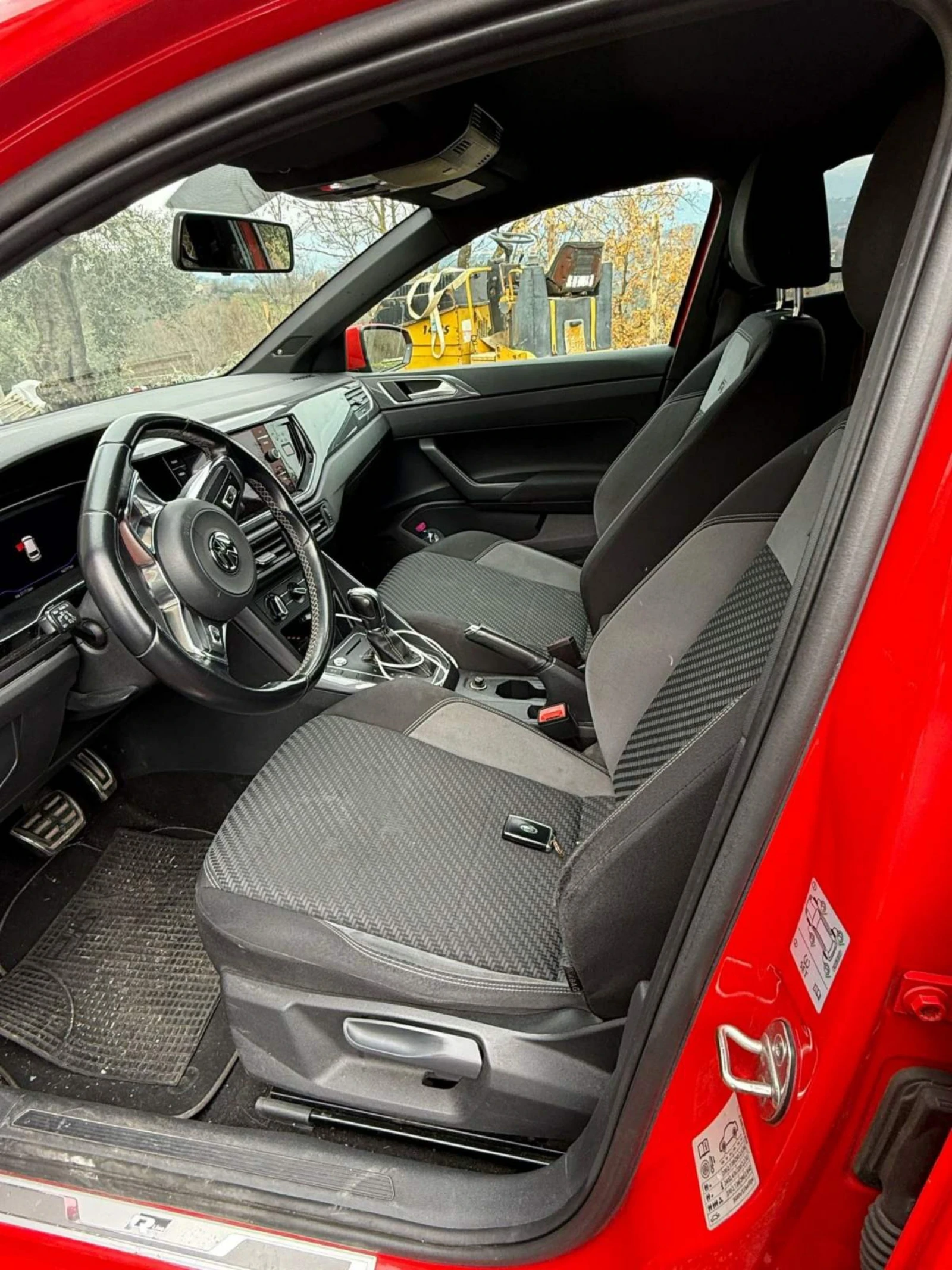 VW Polo 1.6TDI R-LINE - изображение 6