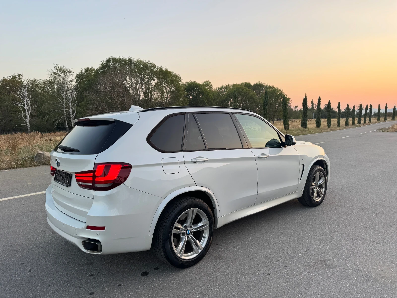 BMW X5M 4.0 313 k.s 2015 - изображение 4
