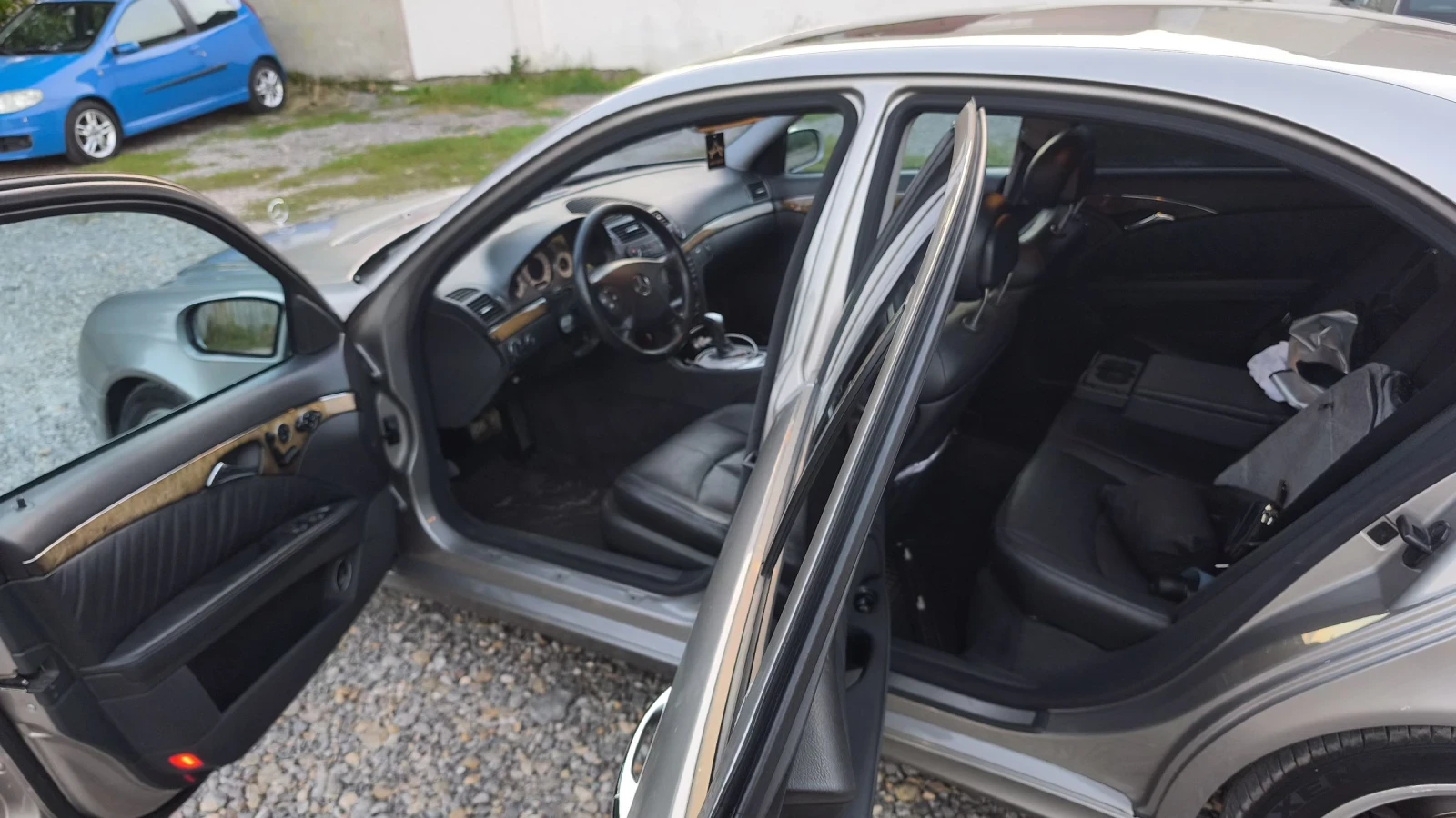 Mercedes-Benz E 270  - изображение 2