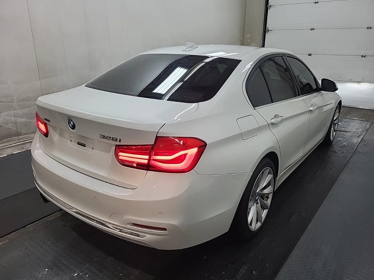 BMW 328 XDRIVE* CARFAX* АВТОФИНАНС БЕЗ ПЪРВОНАЧАЛНА ВНОСКА - изображение 3