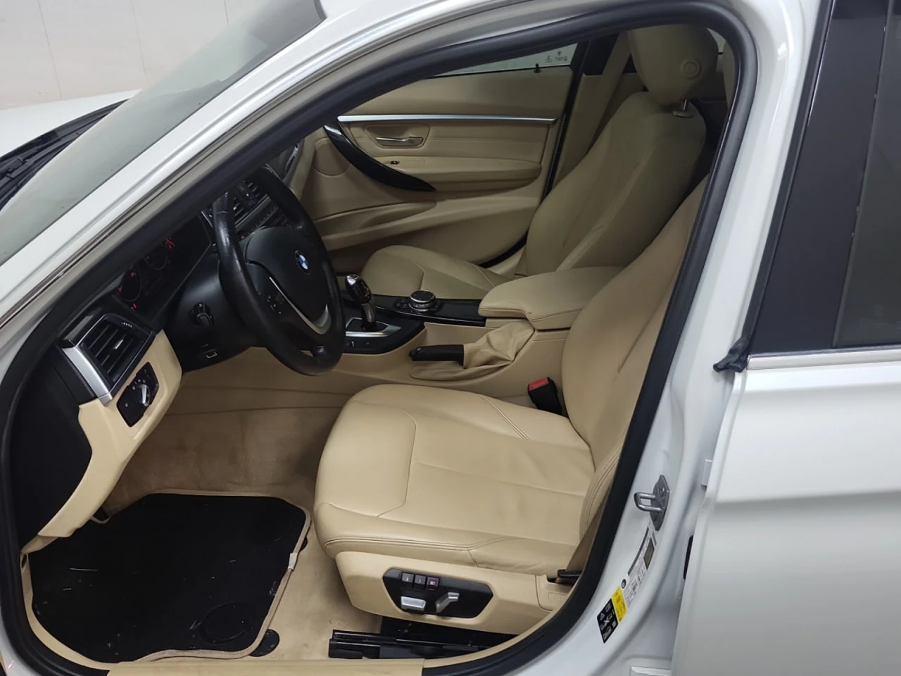 BMW 328 XDRIVE* CARFAX* АВТОФИНАНС БЕЗ ПЪРВОНАЧАЛНА ВНОСКА - изображение 5