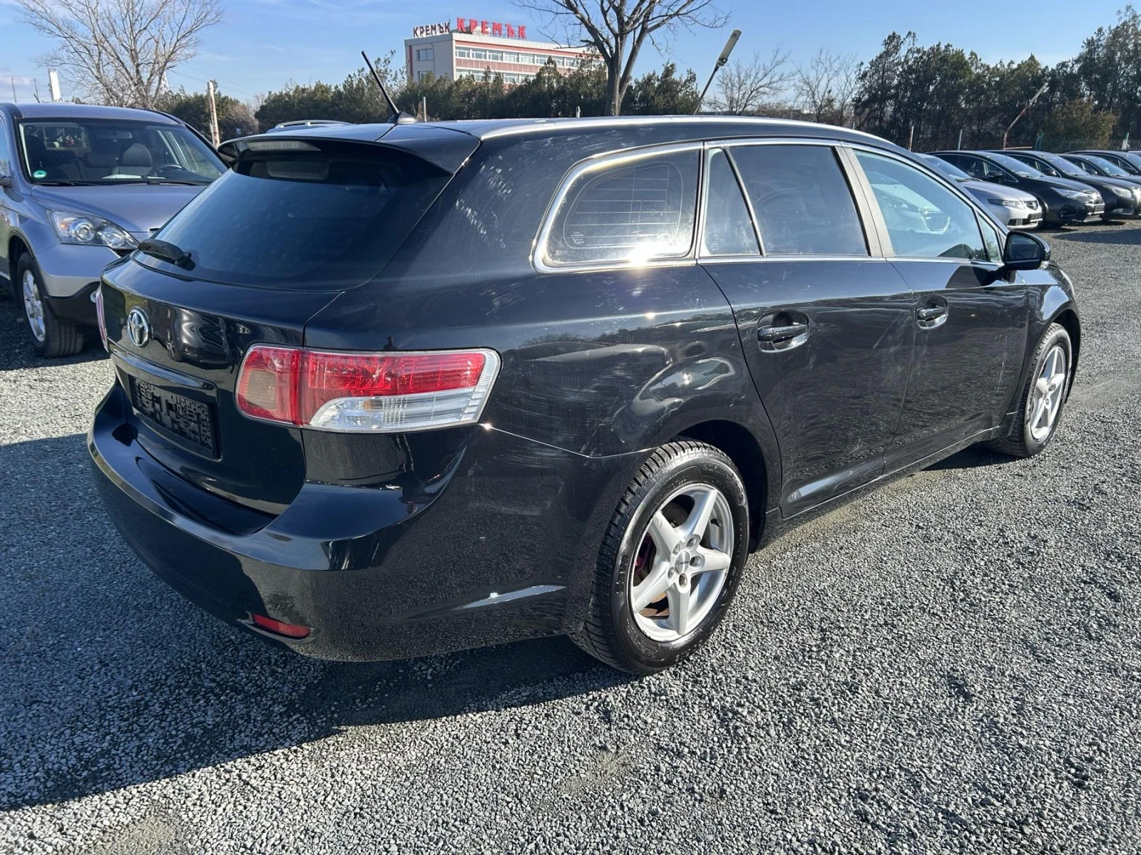 Toyota Avensis Бензин - изображение 5