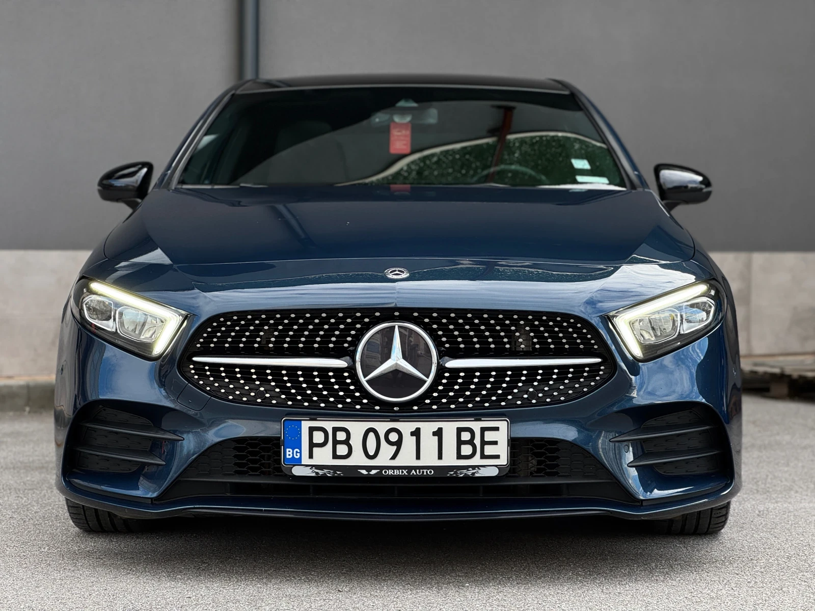 Mercedes-Benz A 180 AMG// Panorama// ПЪЛНА СЕРВИЗНА ИСТОРИЯ - изображение 2