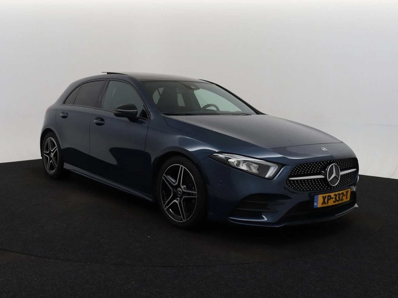 Mercedes-Benz A 180 AMG// Panorama - изображение 2