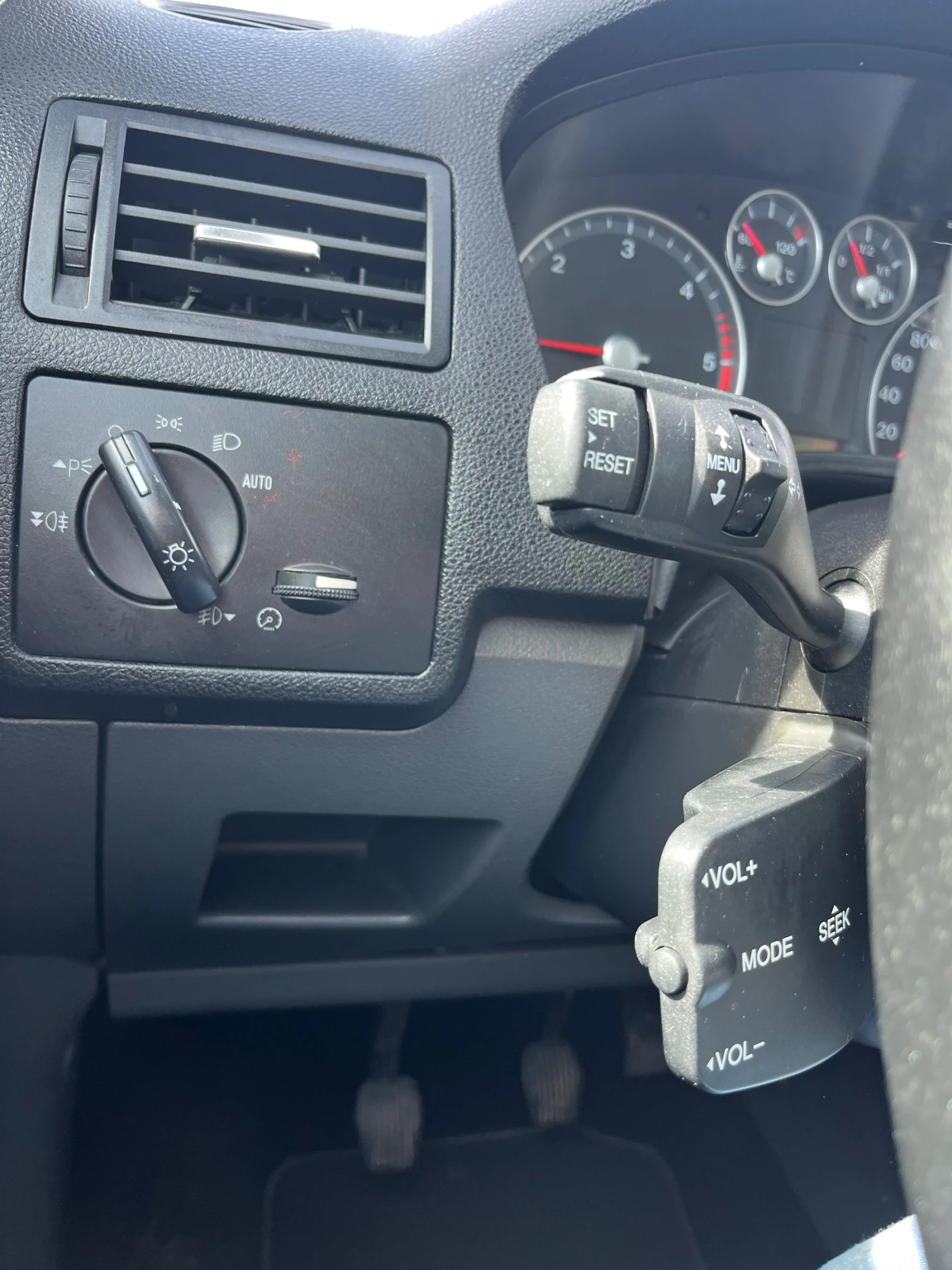 Ford C-max 1.8 TDCI TITANIUM - изображение 9