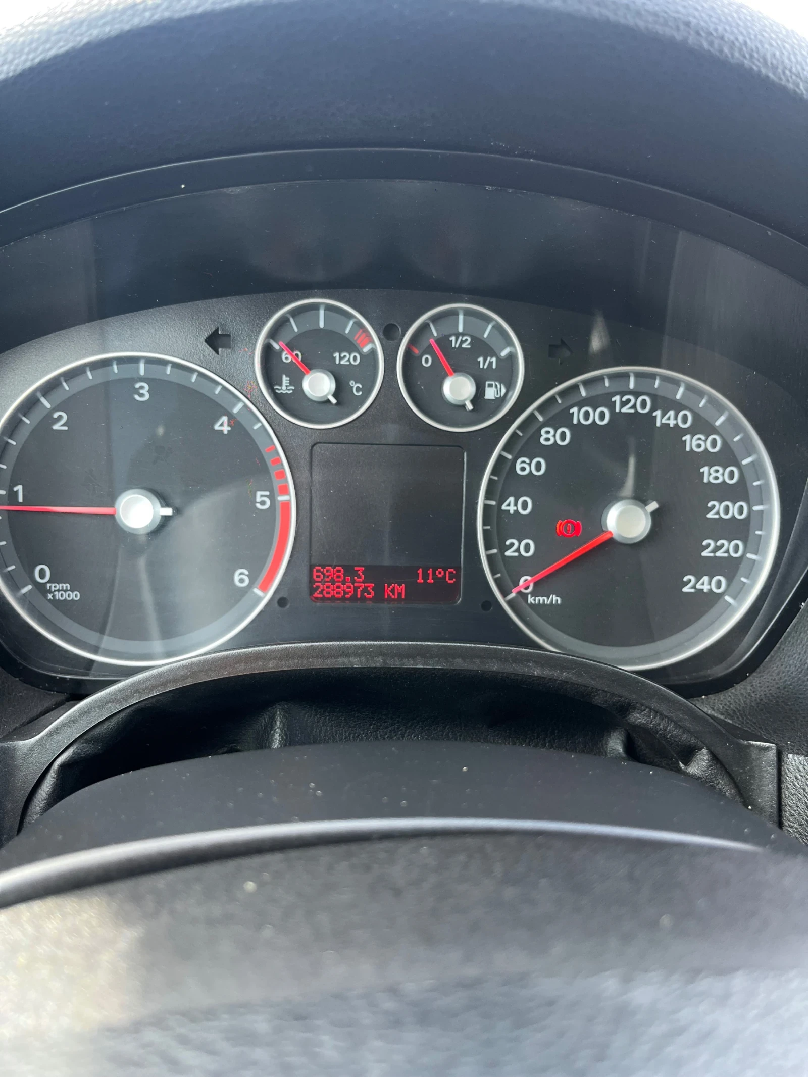 Ford C-max 1.8 TDCI TITANIUM - изображение 10