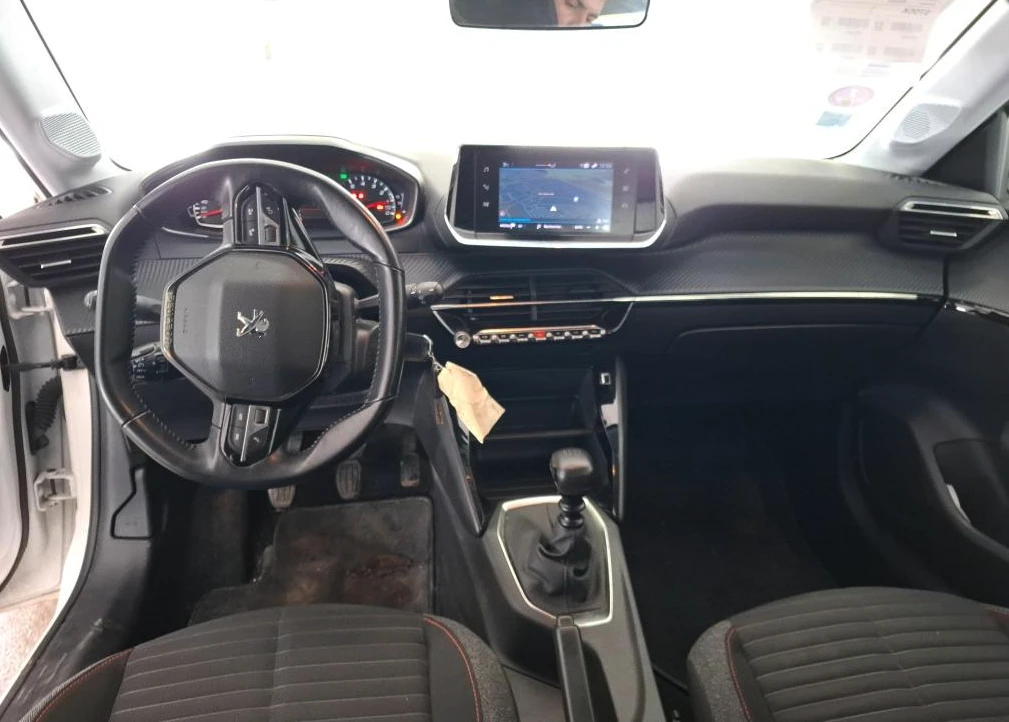 Peugeot 208 Active Business 1.2 Puretech ВЪЗМОЖНОСТ ЗА ЛИЗИНГ, снимка 5 - Автомобили и джипове - 53814071