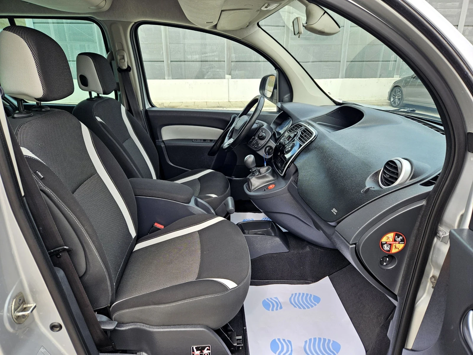 Renault Kangoo �������� 110 �.�. | Mobile.bg � ����������� 12