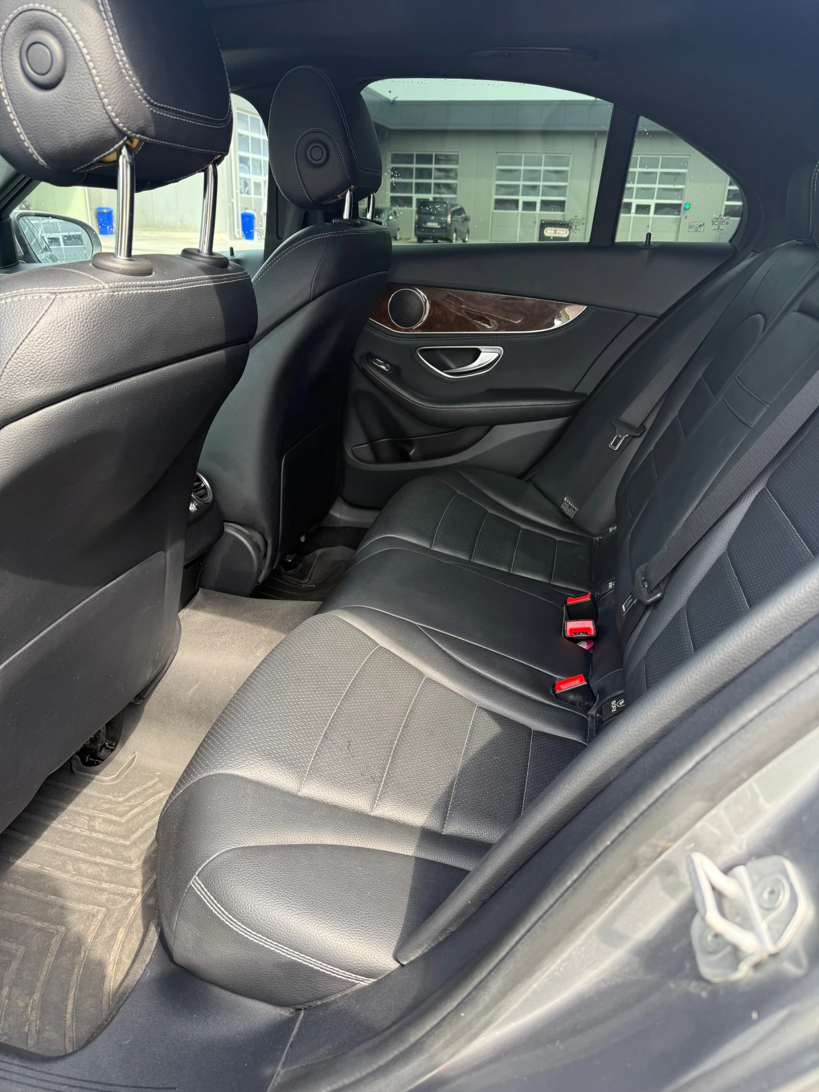 Mercedes-Benz C 300 AMG Line, снимка 13 - Автомобили и джипове - 54163998