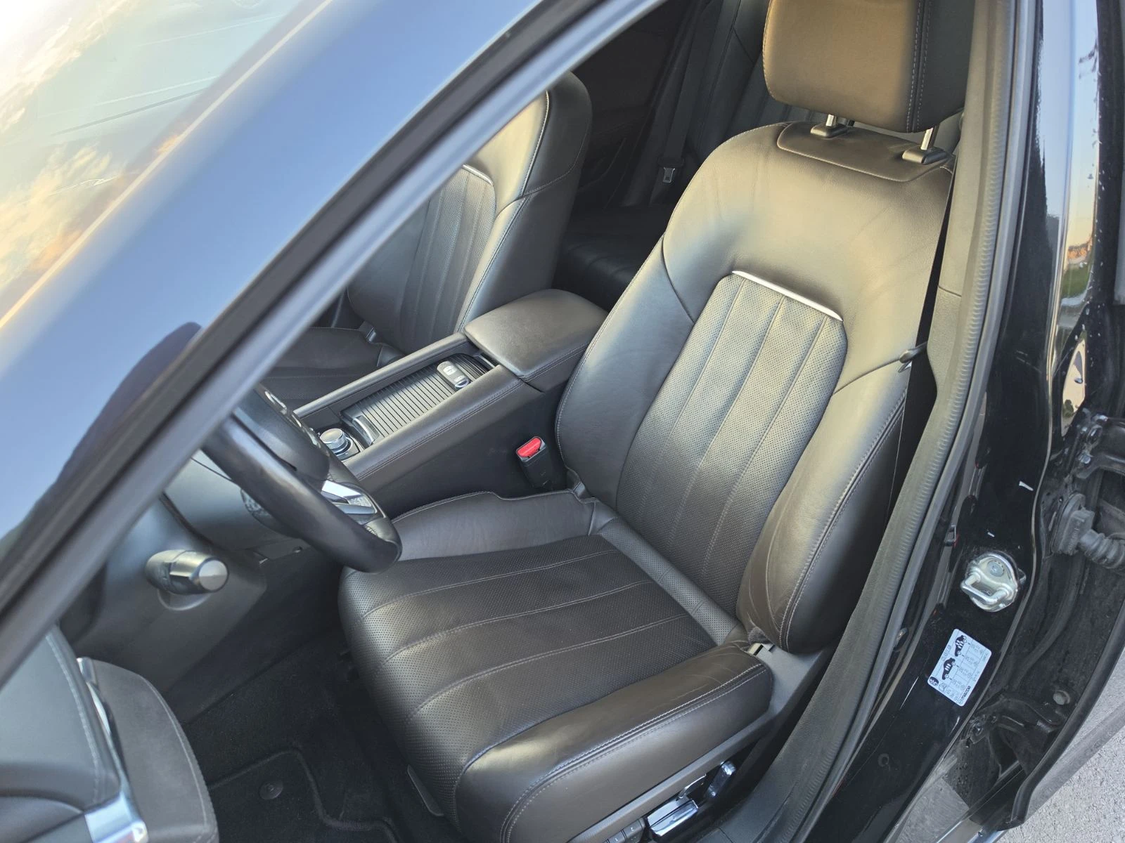 Mazda 6 2.2D * SKYACTIVE* , ЛИЗИНГ, СЕРВИЗНА ИСТОРИЯ , снимка 11 - Автомобили и джипове - 54548023