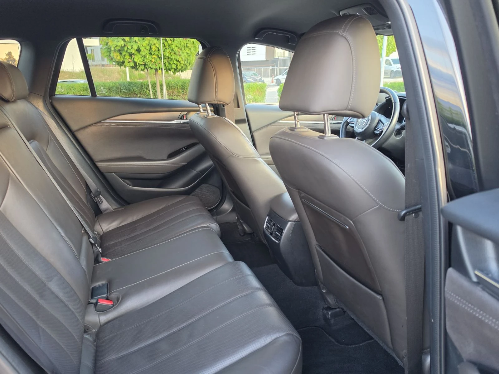 Mazda 6 2.2D * SKYACTIVE* , ЛИЗИНГ, СЕРВИЗНА ИСТОРИЯ , снимка 13 - Автомобили и джипове - 54548023