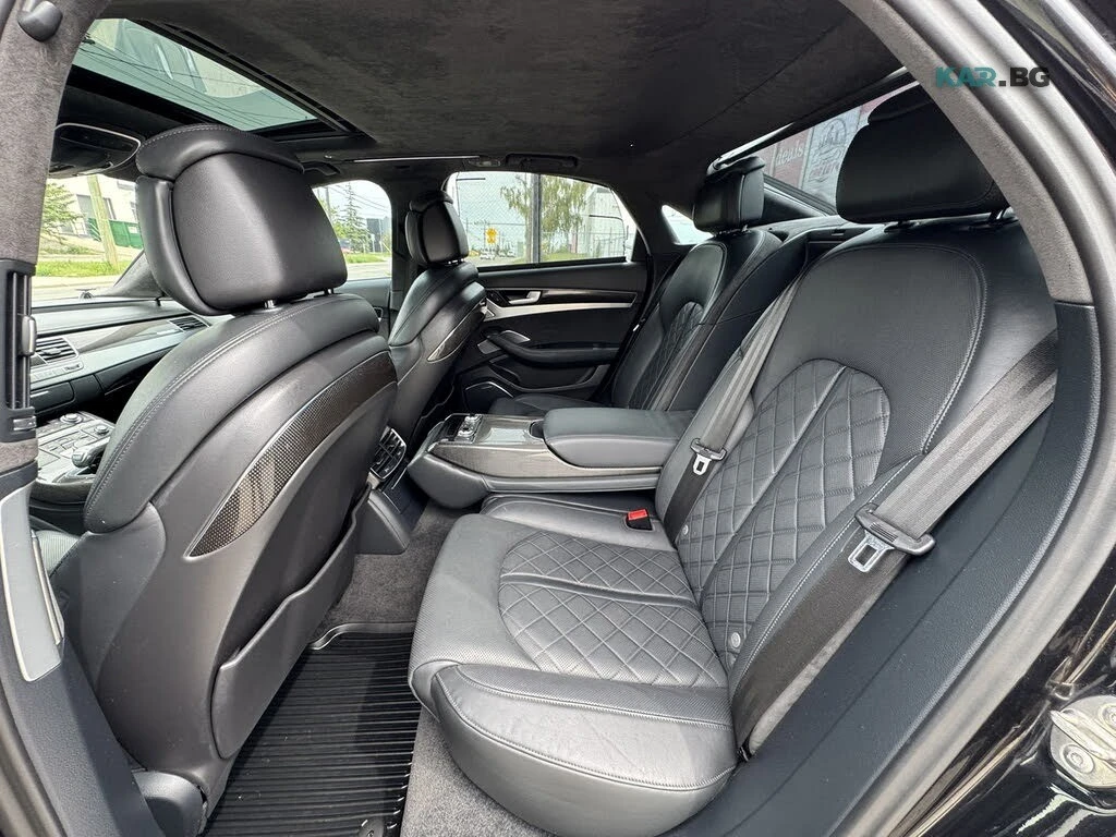 Audi S8 4.0T* АвтоКредит* (ЦЕНА ДО БГ), снимка 17 - Автомобили и джипове - 54947511