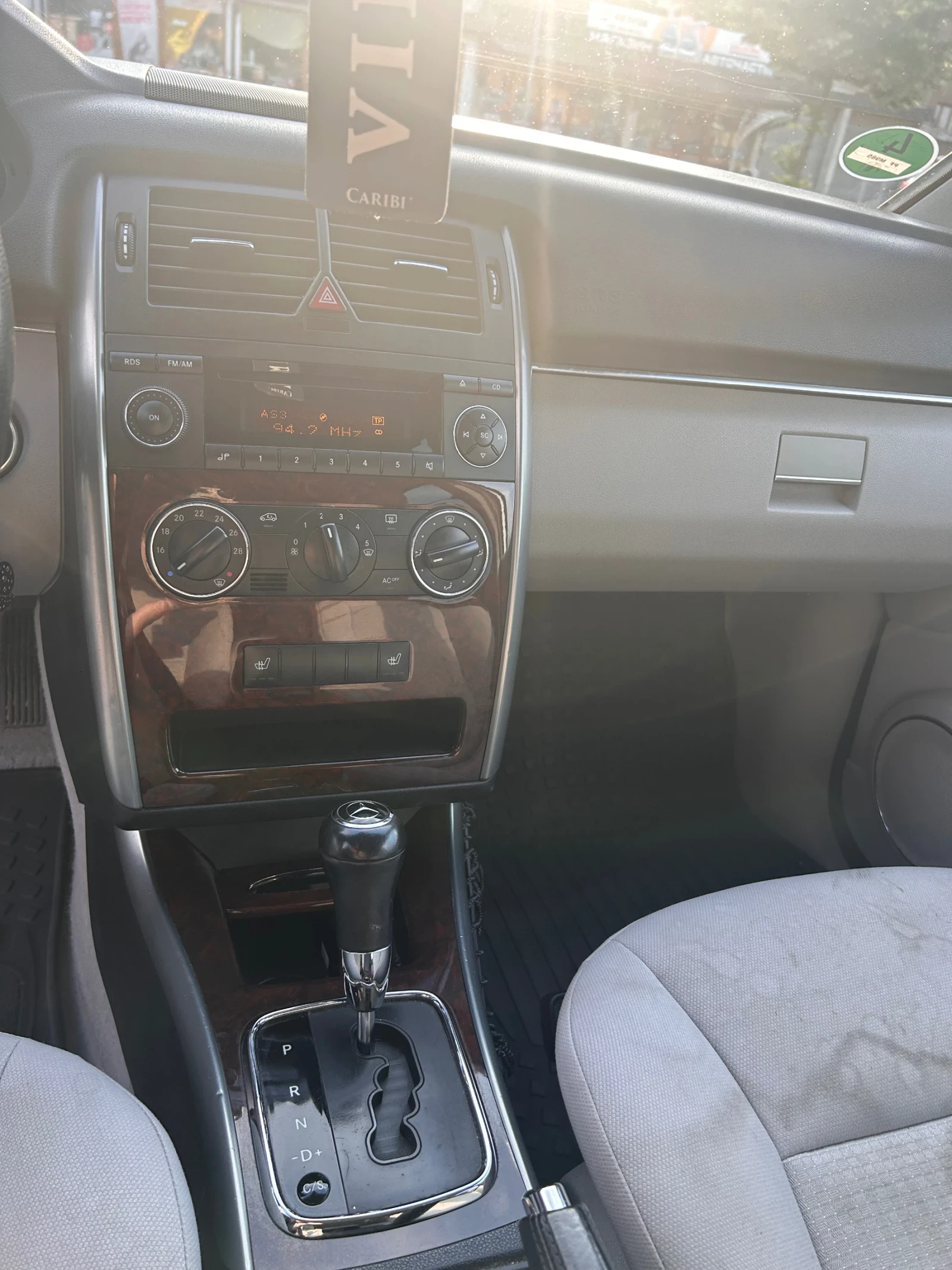 Mercedes-Benz B 180, снимка 8 - Автомобили и джипове - 55002333