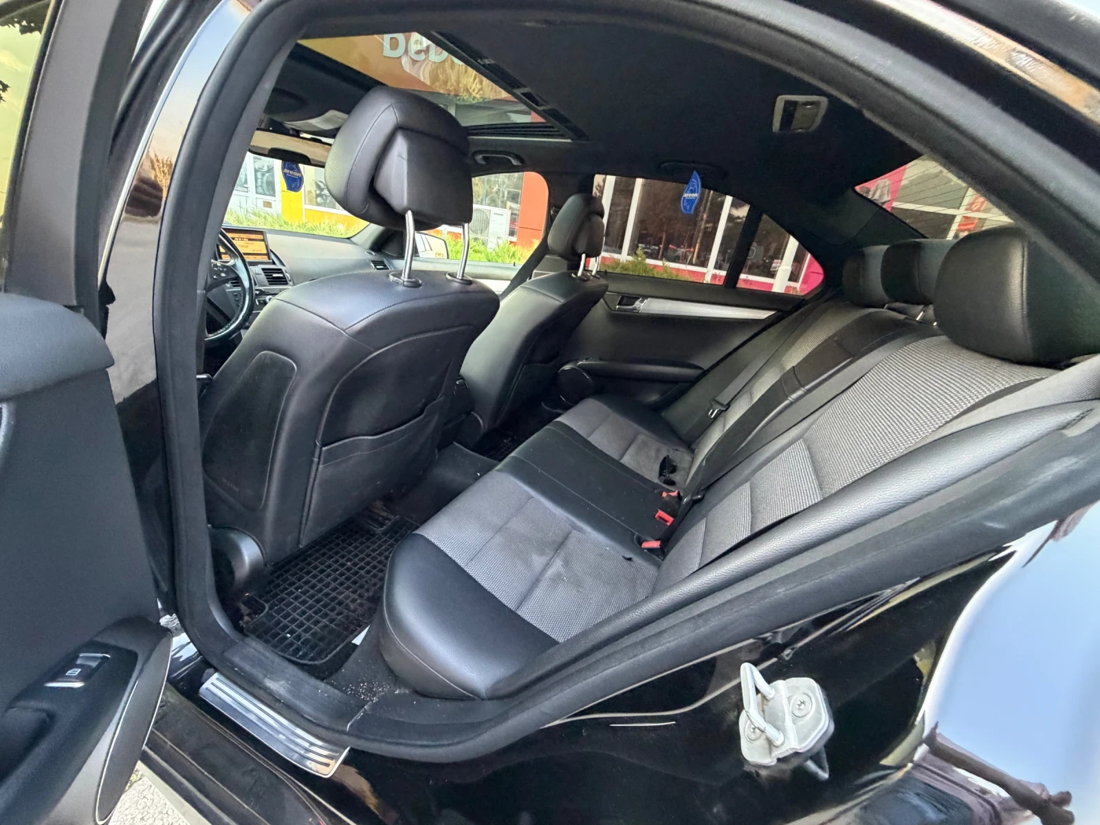 Mercedes-Benz C 350 AMG* 4x4* FACE, снимка 8 - Автомобили и джипове - 55710627