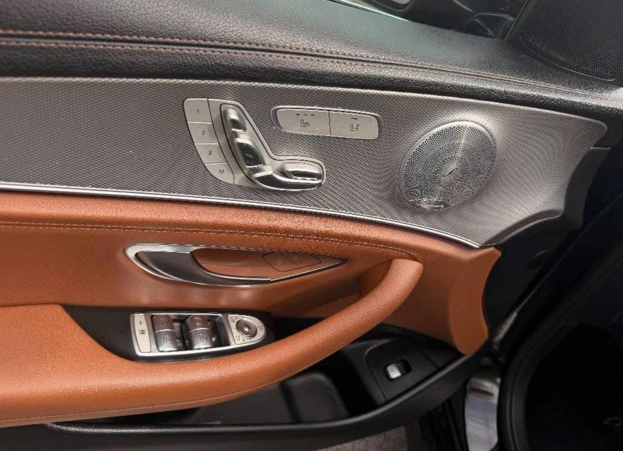 Mercedes-Benz E 220 D 4Matic FULL AMG 9G 2017 194HP, снимка 7 - Автомобили и джипове - 56185063