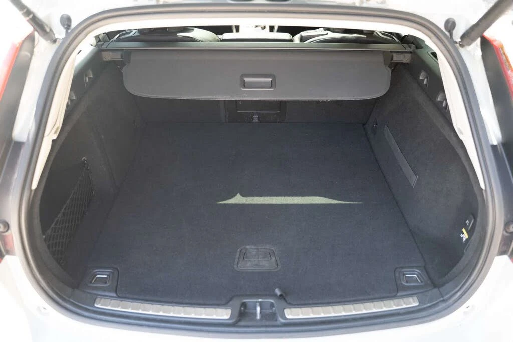 Volvo V60 T6Momentum/Momentum Plus Package/Harman Kardon/360 | Mobile.bg � ����������� 17