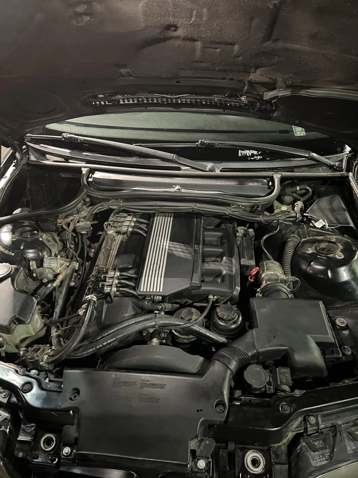 BMW 323, снимка 8 - Автомобили и джипове - 56560534