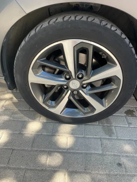 Hyundai Kona 1.6 T-GDI, снимка 9