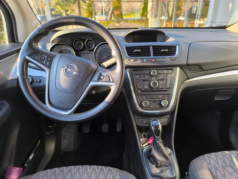 Opel Mokka 1.7 CDTI, снимка 9 - Автомобили и джипове - 53037893