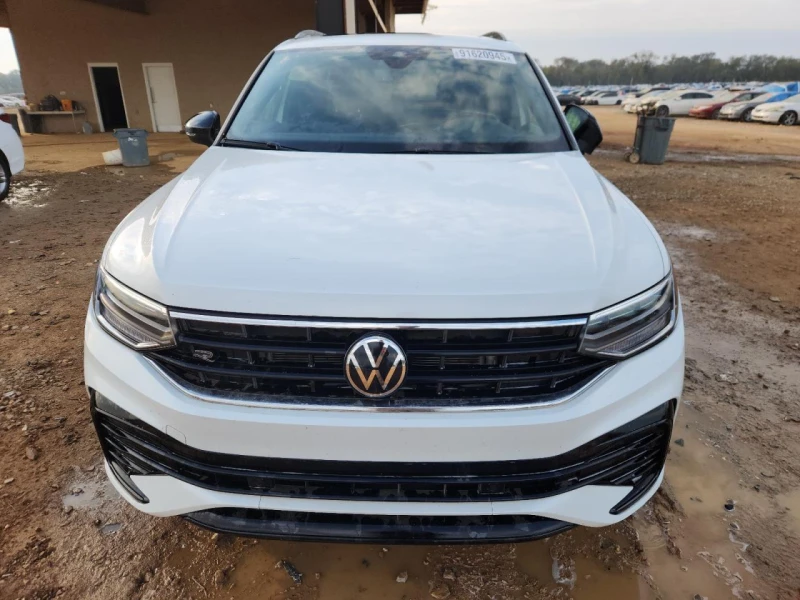 VW Tiguan 2l Volkswagen Se R-Line Black, снимка 5 - Автомобили и джипове - 53278191
