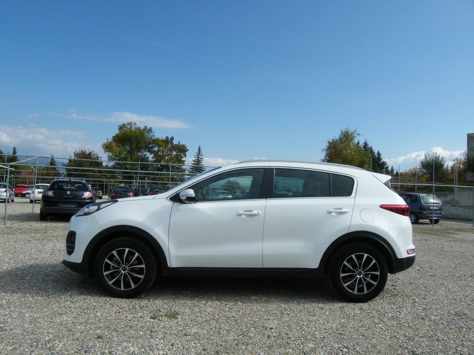 Kia Sportage 1.7CRDI EURO 6B - изображение 6