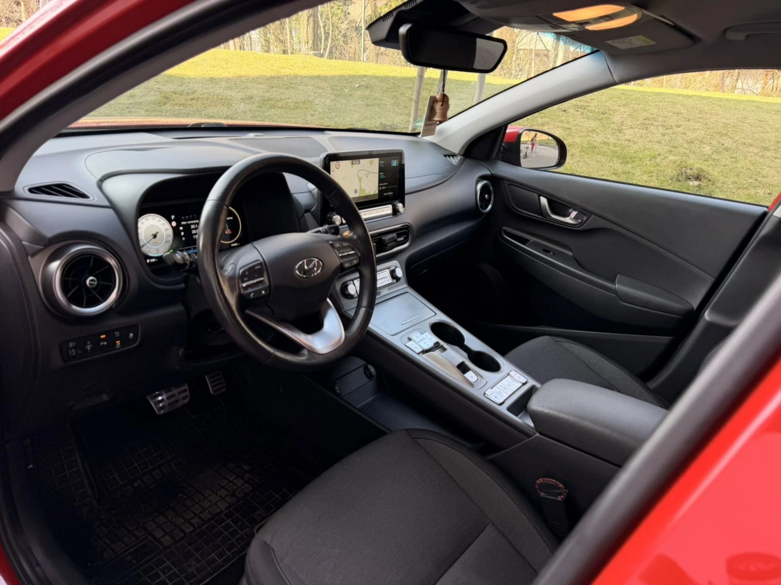 Hyundai Kona BlueLink / 64KWh / FACE - изображение 9