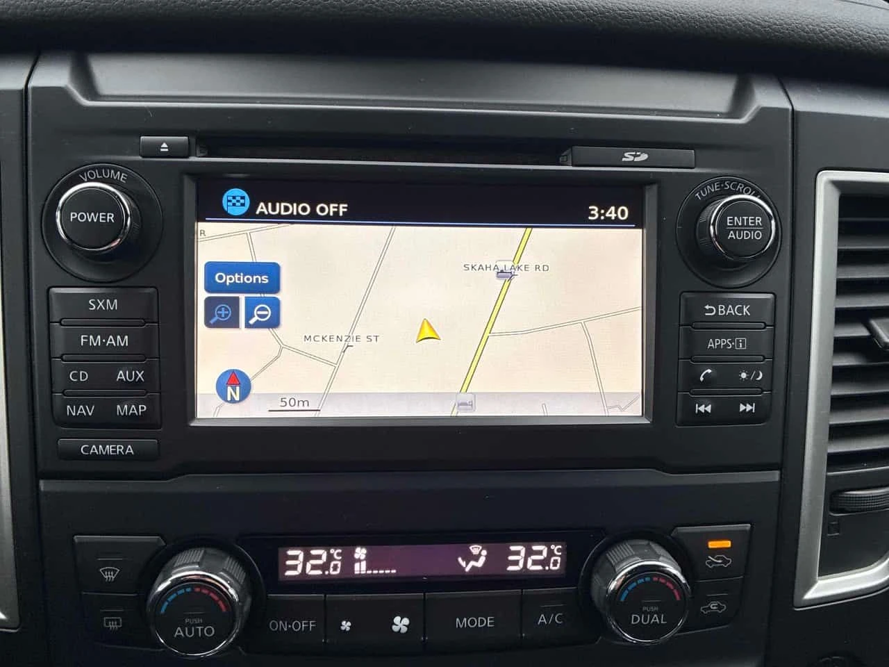 Nissan Titan crew cab * 4x4 * ПОДГРЕВ* КЕЙЛЕС* НАВИ* , снимка 13 - Автомобили и джипове - 53954874