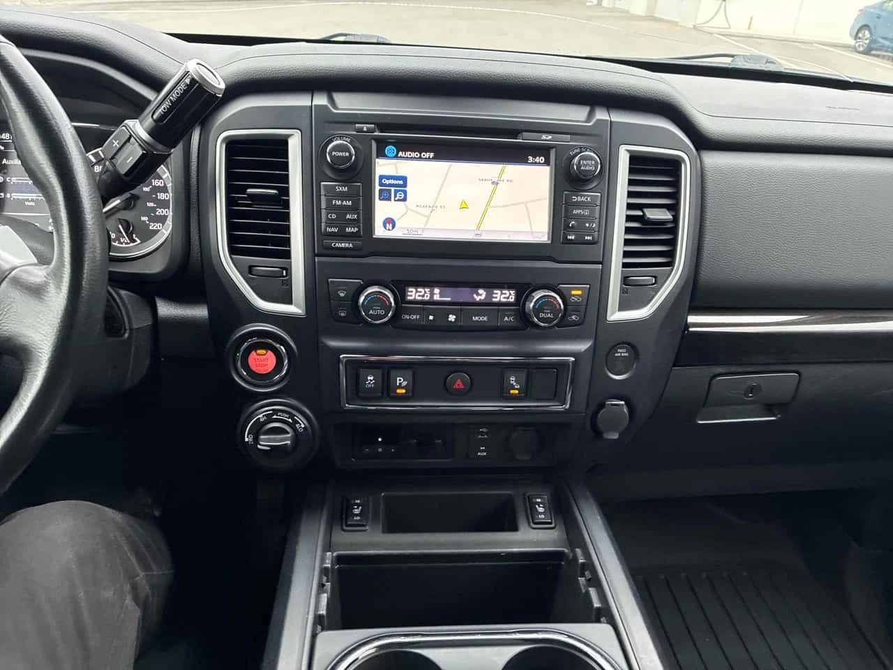 Nissan Titan crew cab * 4x4 * ПОДГРЕВ* КЕЙЛЕС* НАВИ* , снимка 9 - Автомобили и джипове - 53954874