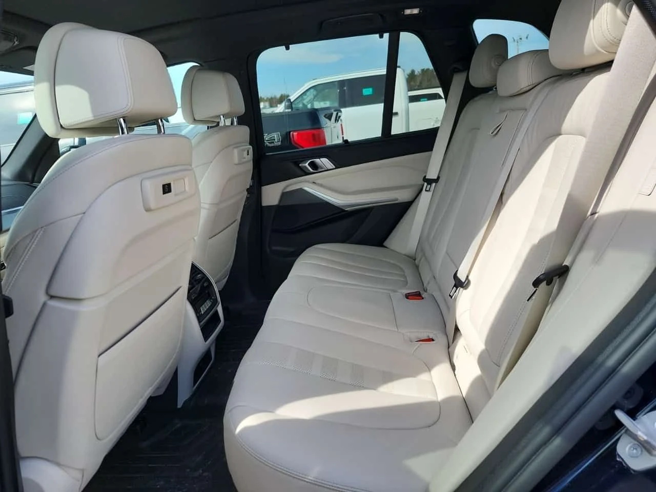 BMW X5 * XDRIVE40I * CARFAX * ЦЕНА ДО БГ, снимка 12 - Автомобили и джипове - 54113457