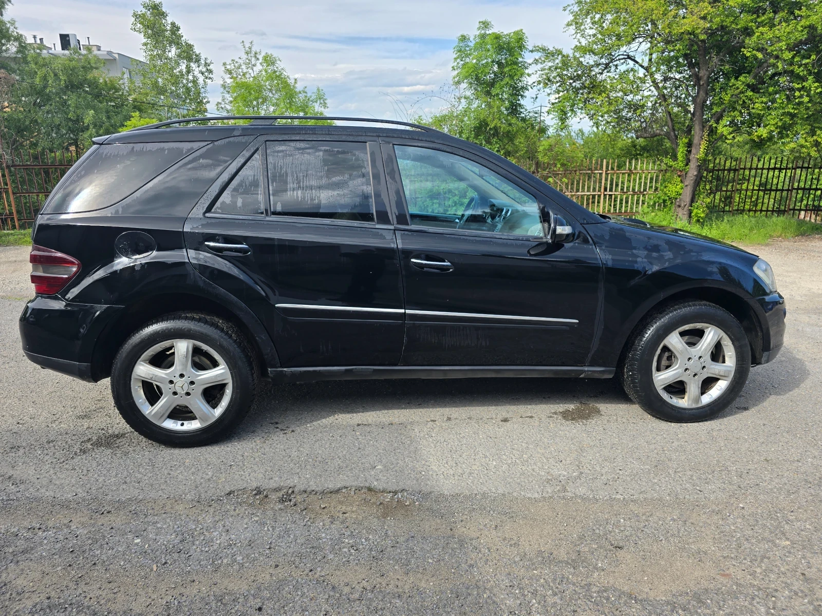 Mercedes-Benz ML 320, снимка 11 - Автомобили и джипове - 54284947