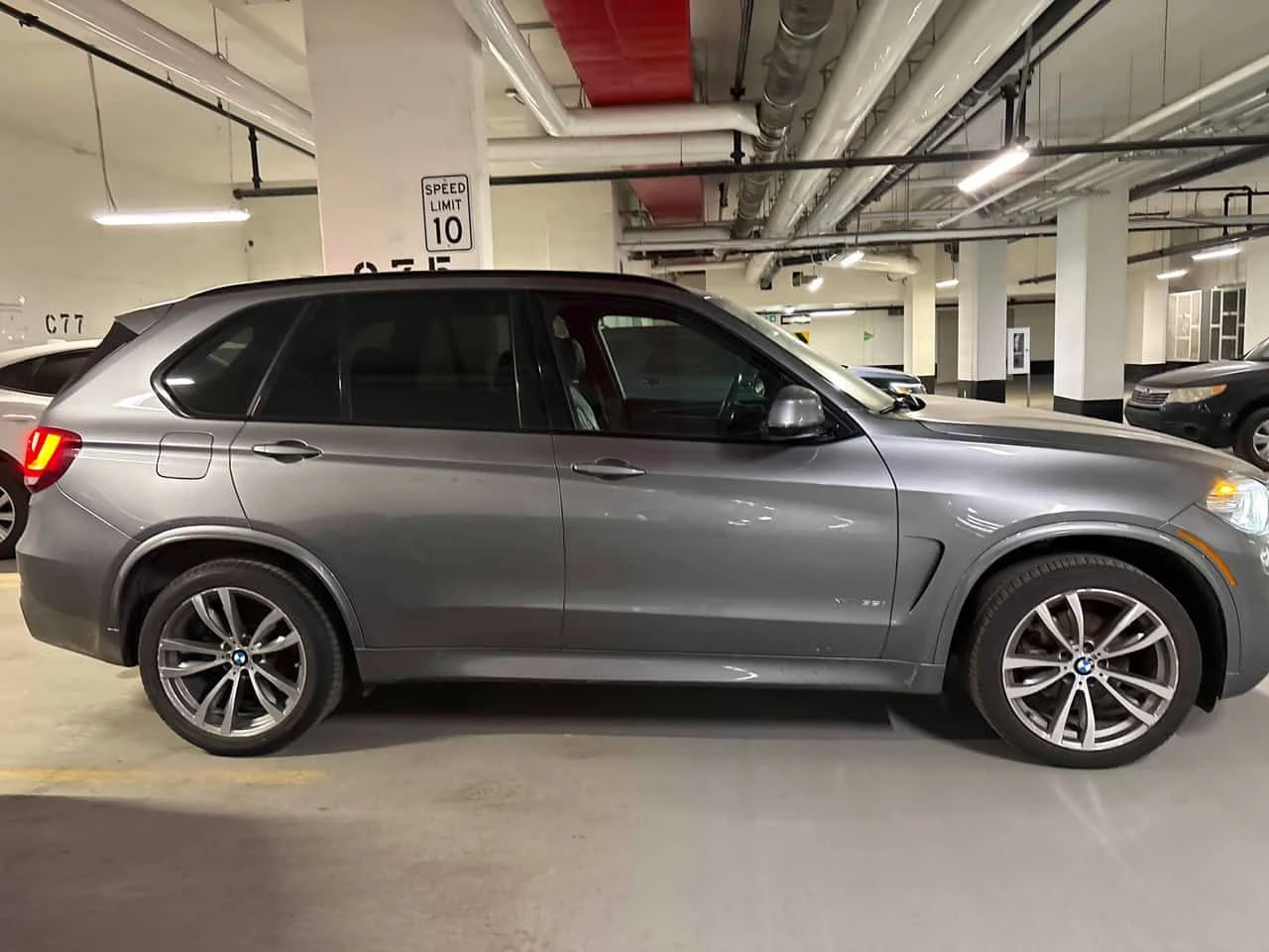 BMW X5 * xDrive35i * DIGITAL * 360 * ПАКЕТ * ПОДГРЕВ, снимка 3 - Автомобили и джипове - 54158264